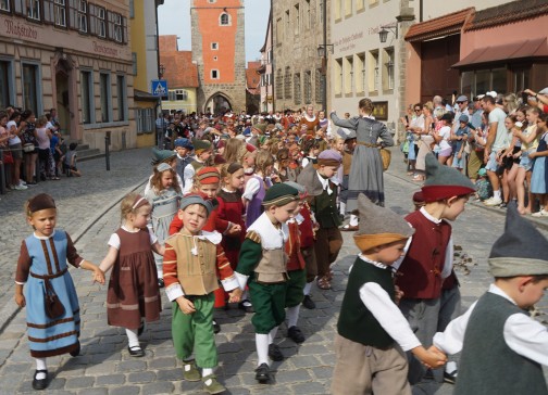 die Retter der Stadt - welch ein Erlebnis für die Kinderherzen