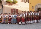 Volkstänze vor der Schranne  begeistern die Zuschauer